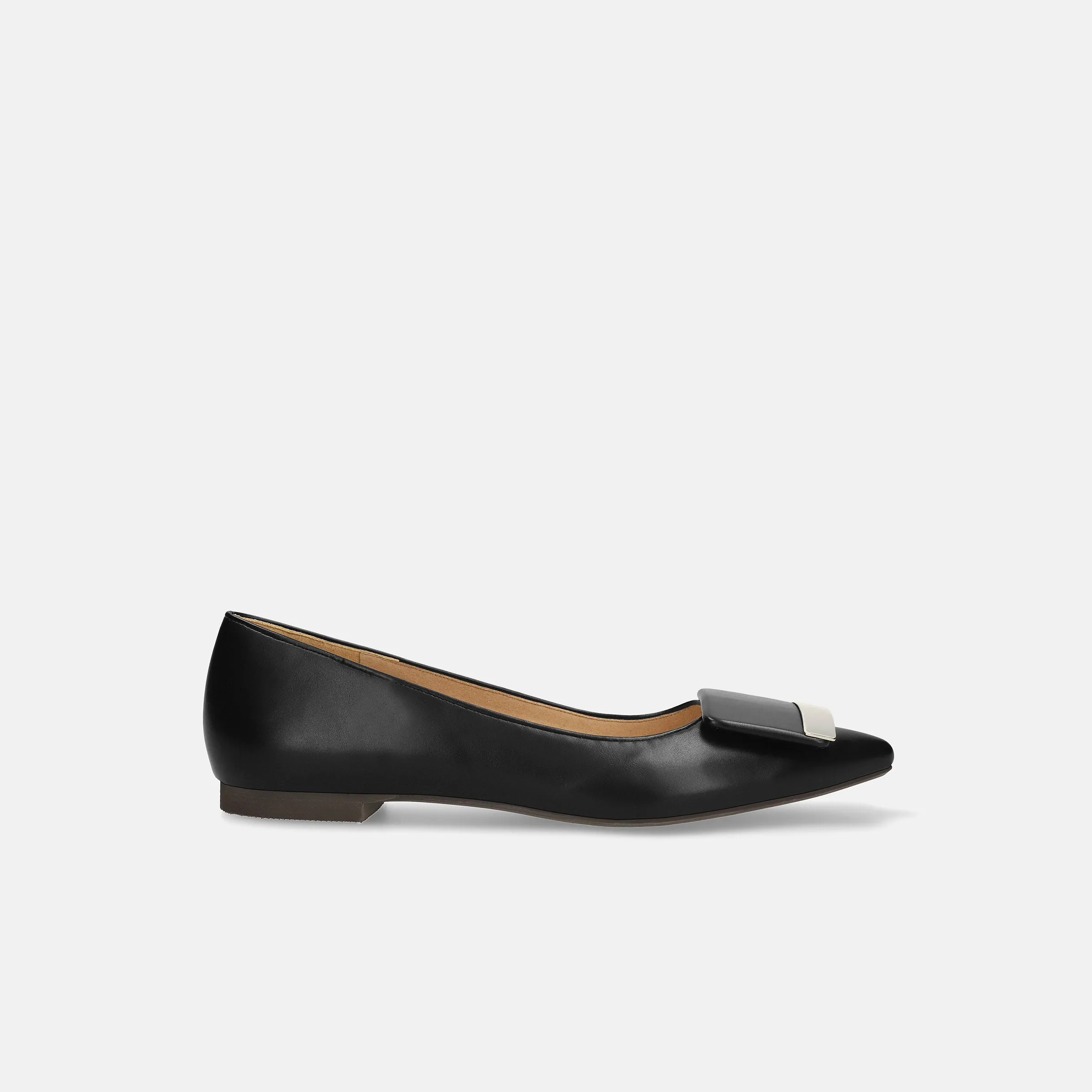 10% OFF: 2024SS: Accent Buckle Flat Shoes (m17006) Black