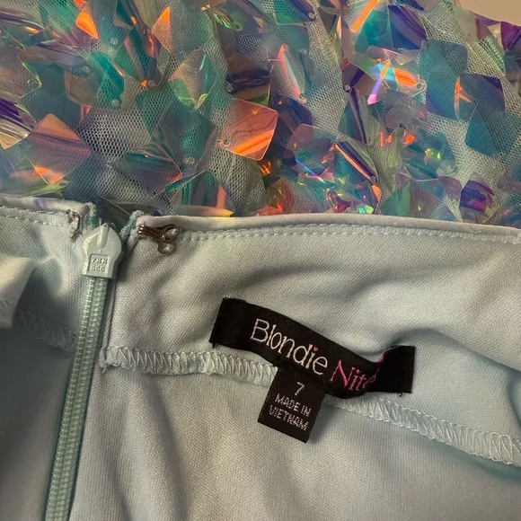 Blondie Nites Sequin Pointed Hem Mini Dress White Blue New With Tag Size 7 Small