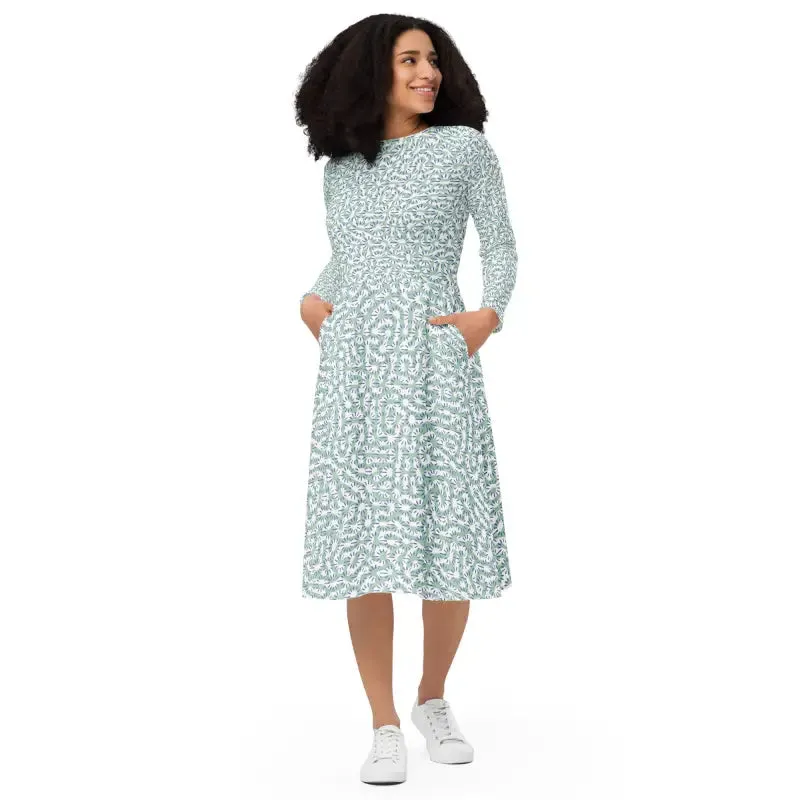 Bold Long Sleeve Midi Dress for Trendsetting Looks