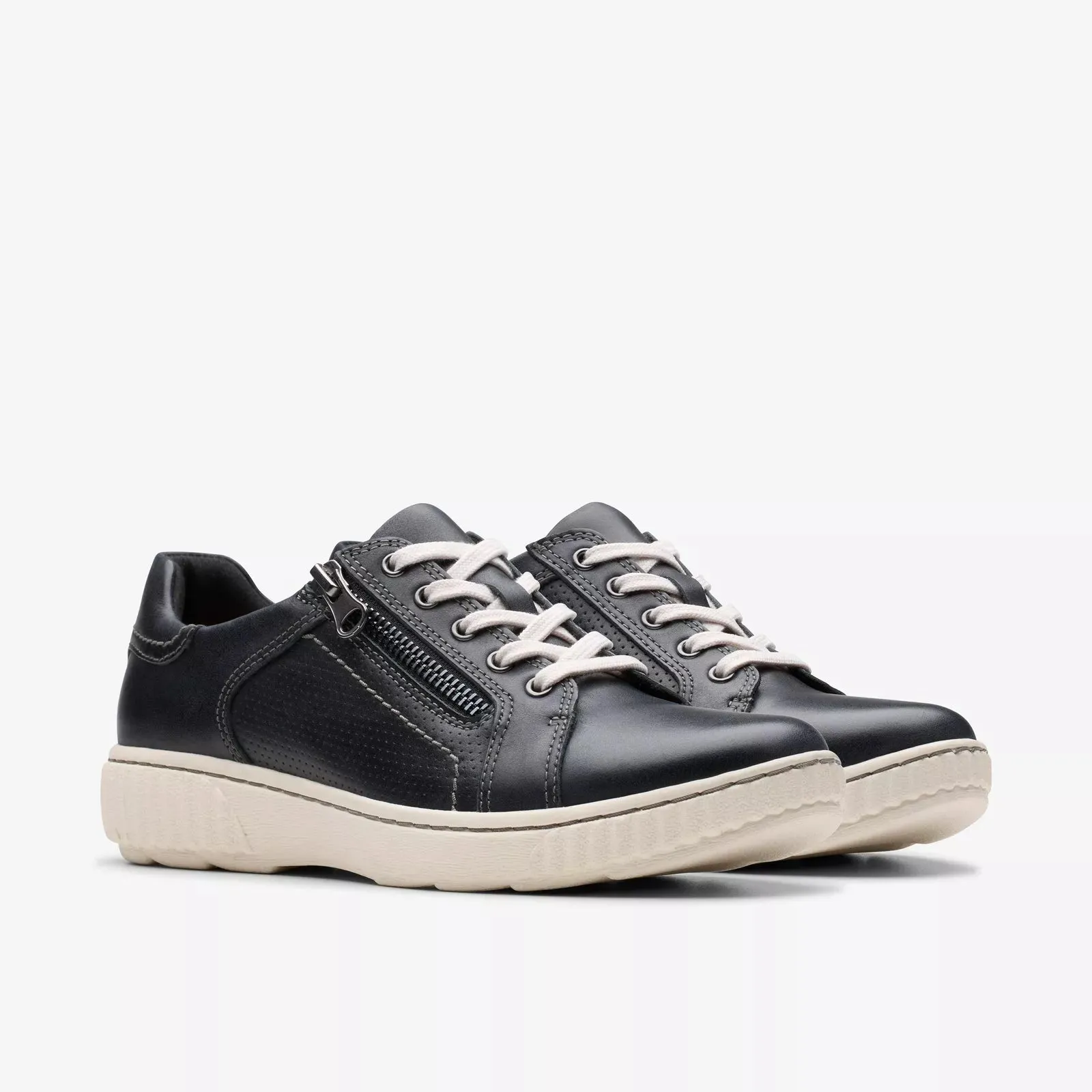 Clarks Women's Caroline Janna Black Leather 26181563