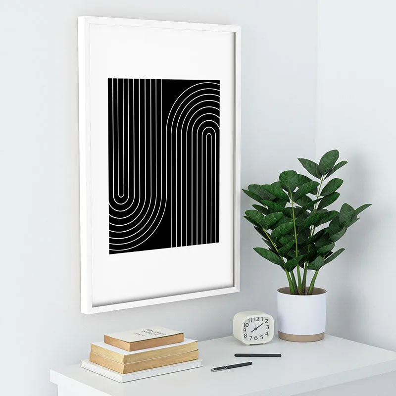 Minimal Line Curvature Black Recessed Framing Rectangle