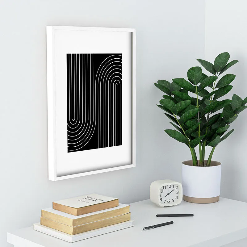 Minimal Line Curvature Black Recessed Framing Rectangle