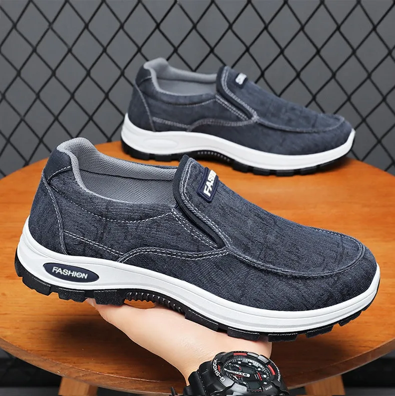 Minimalist Outdoor Moccasins for Men in Soft Canvas