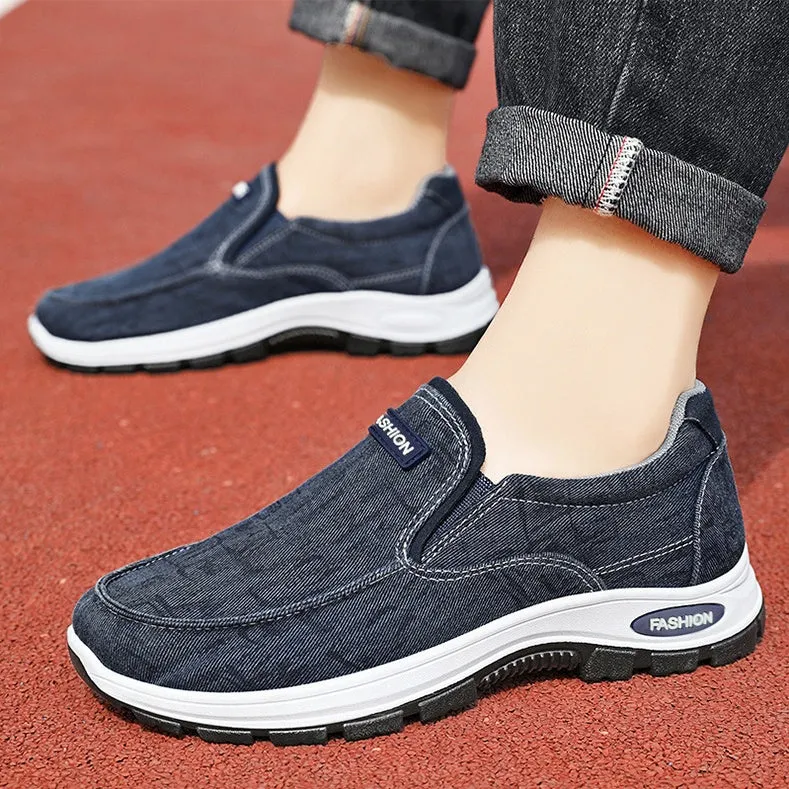 Minimalist Outdoor Moccasins for Men in Soft Canvas