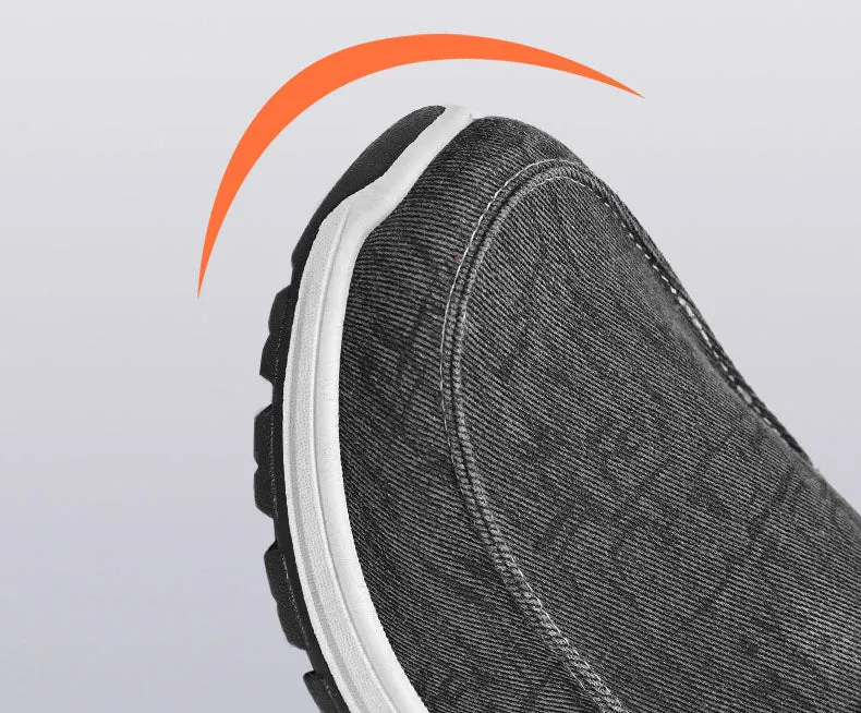 Minimalist Outdoor Moccasins for Men in Soft Canvas