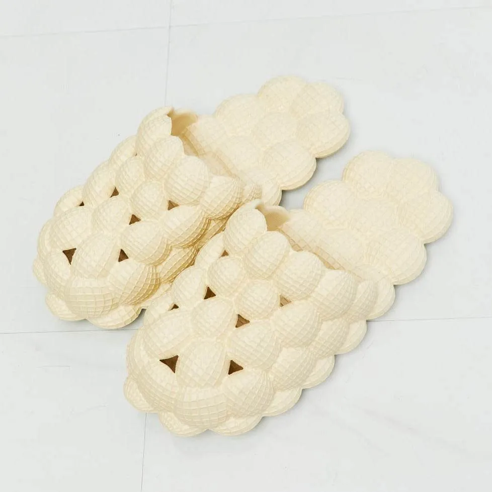 NOOK JOI Laid Back Bubble Slides in Khaki