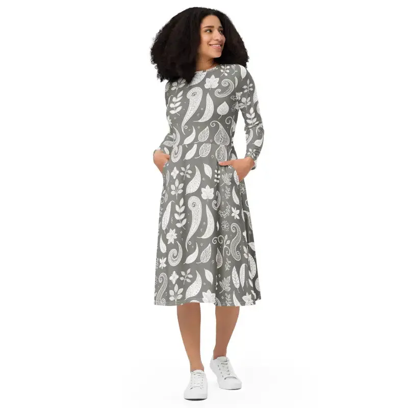 Pocket Perfect Paisley Midi Dress for All Day Comfort