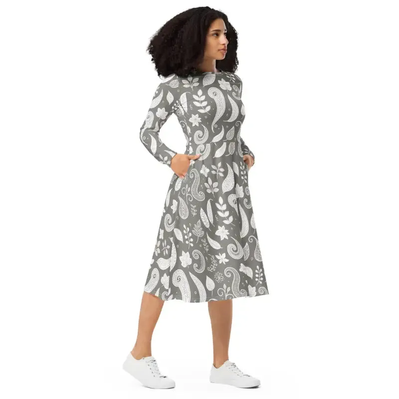 Pocket Perfect Paisley Midi Dress for All Day Comfort