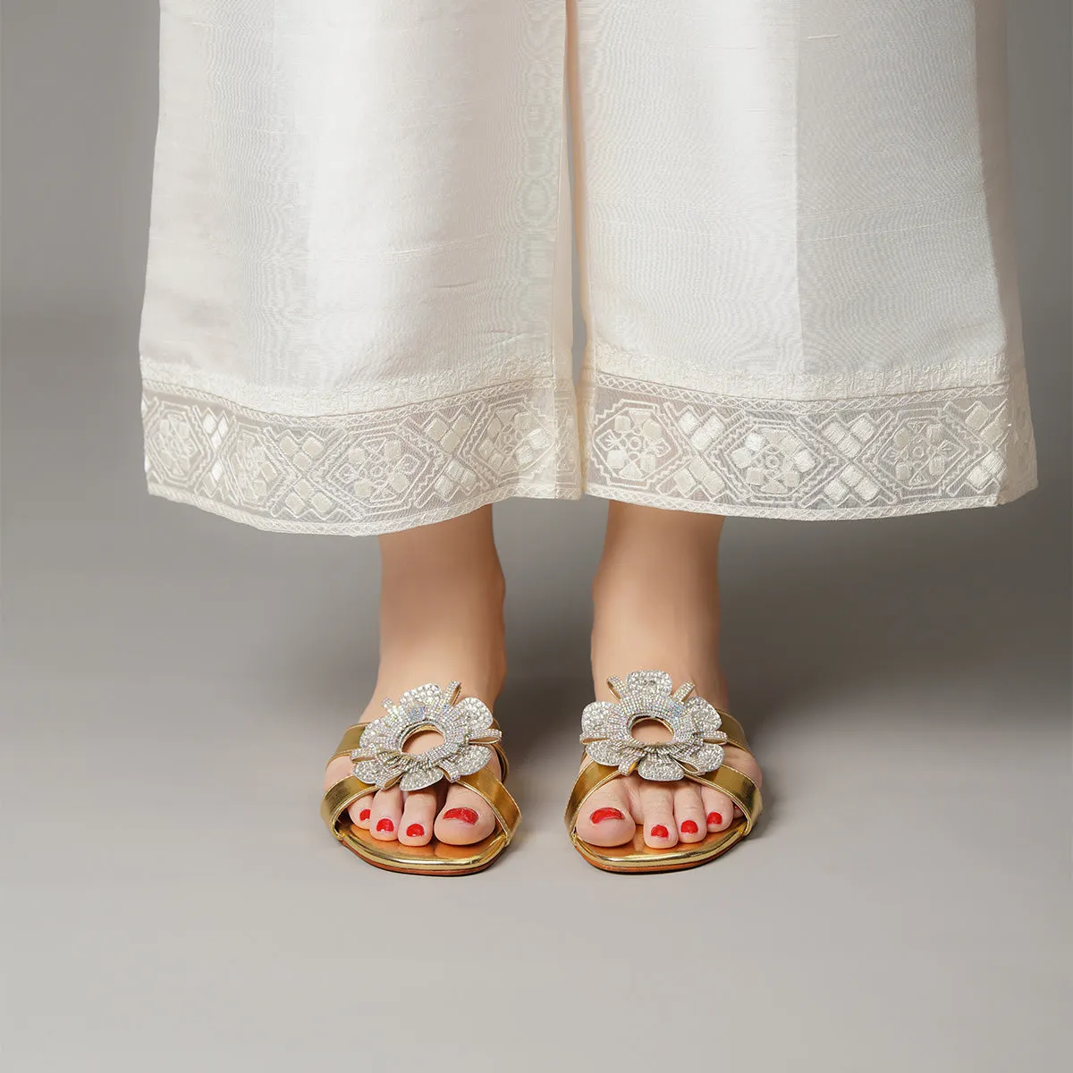 Rosa - Gold - Flats by L'amour