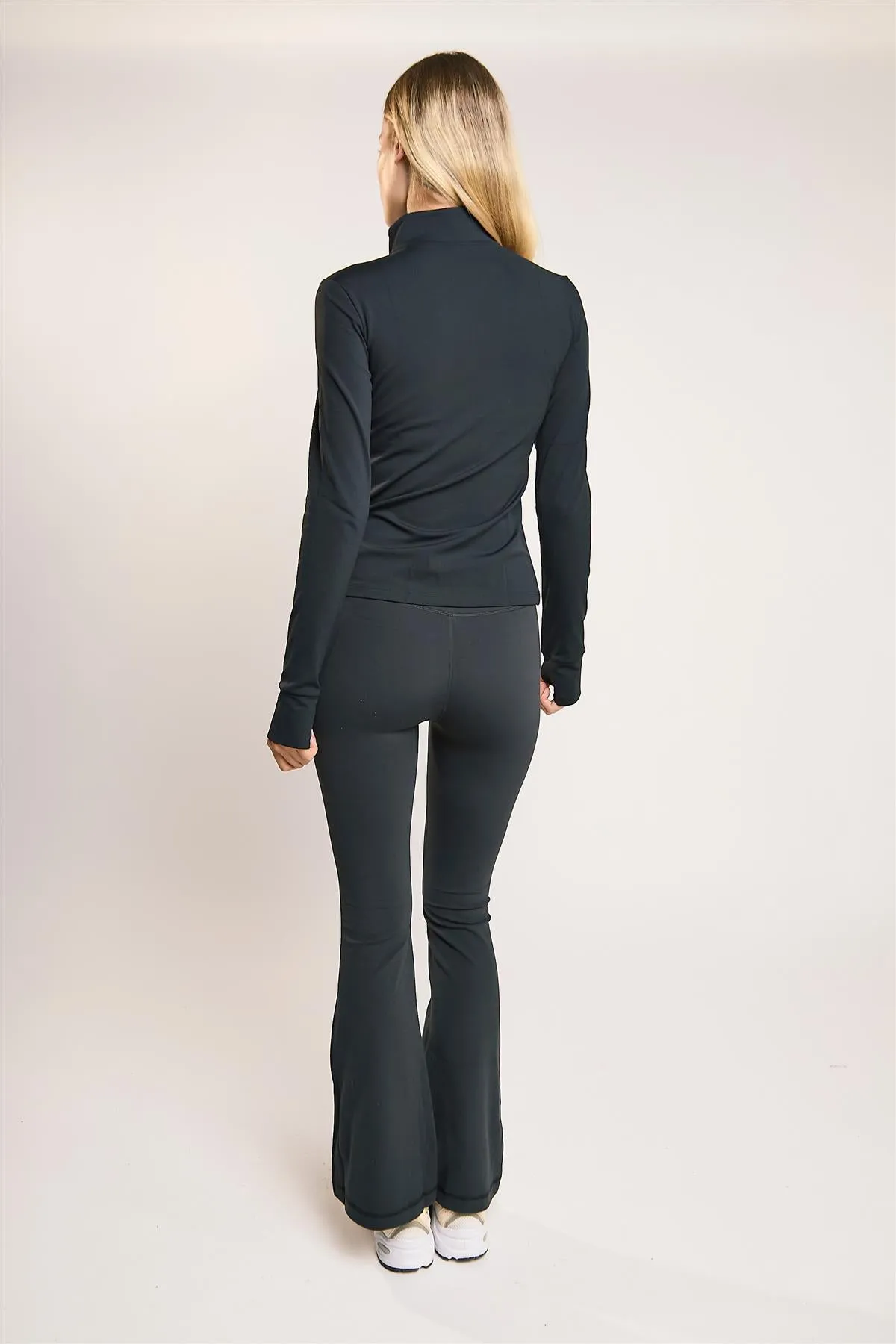 Signature Black Flare Leggings