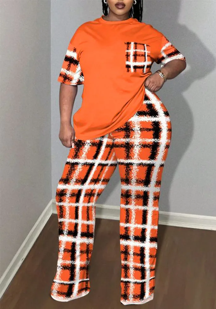 Stylish Round Neck T-Shirt and Printed Trousers Plus Size Two-Piece Set with Trendy Pocket Detail