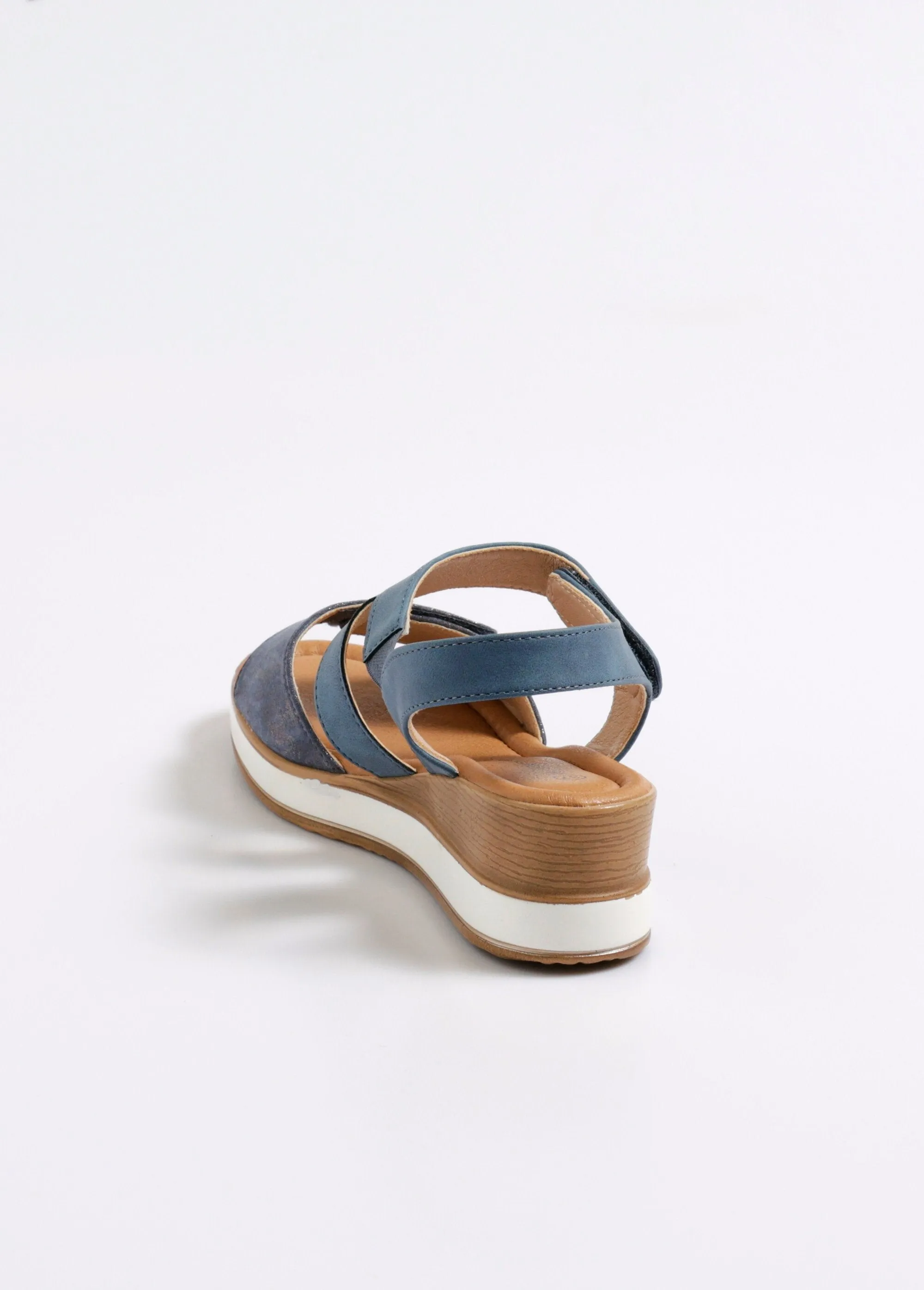 Wedge sandals with Velcro straps