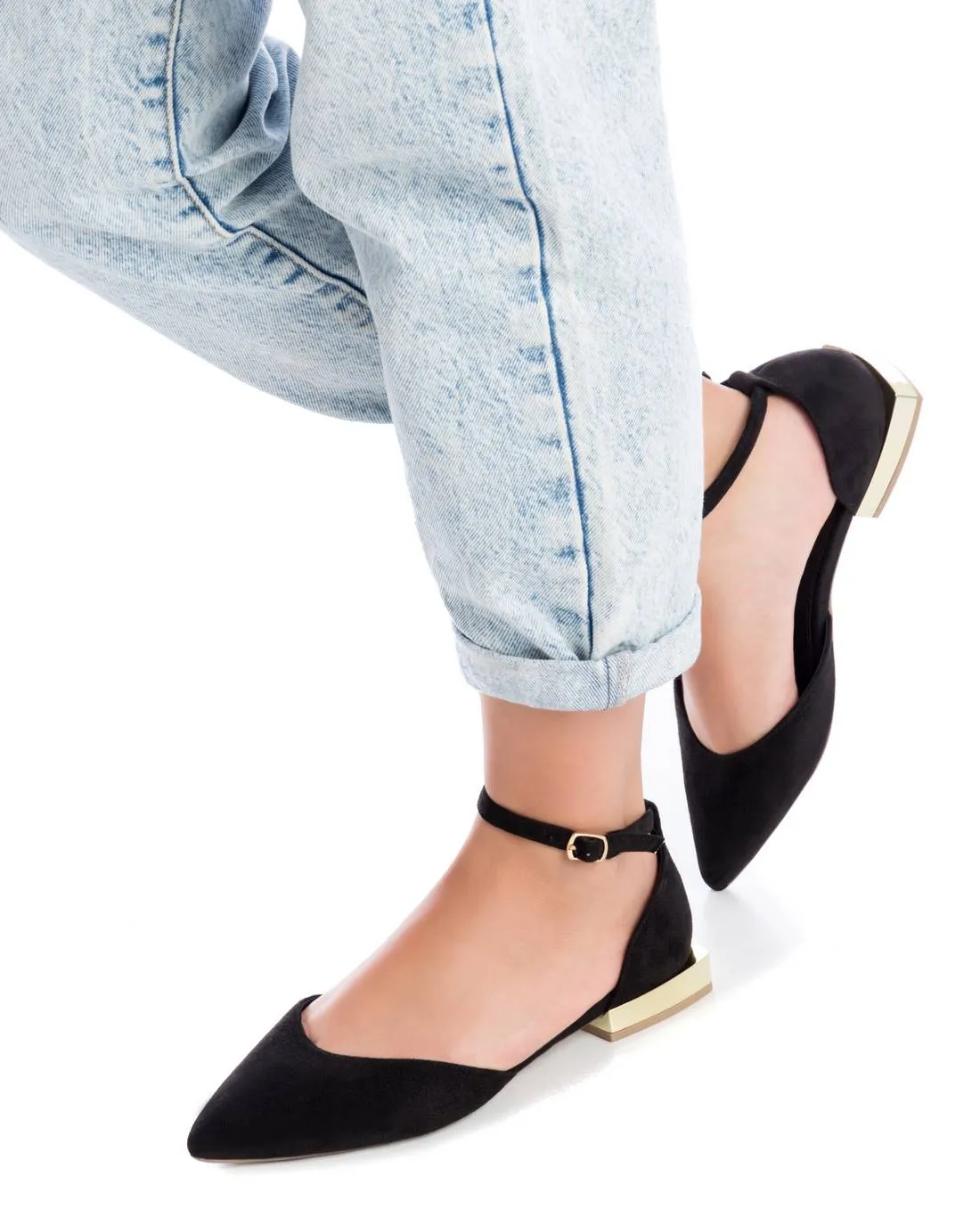 Women's Suede Pointy Toe Ballet Flats By XTI_141426_Black